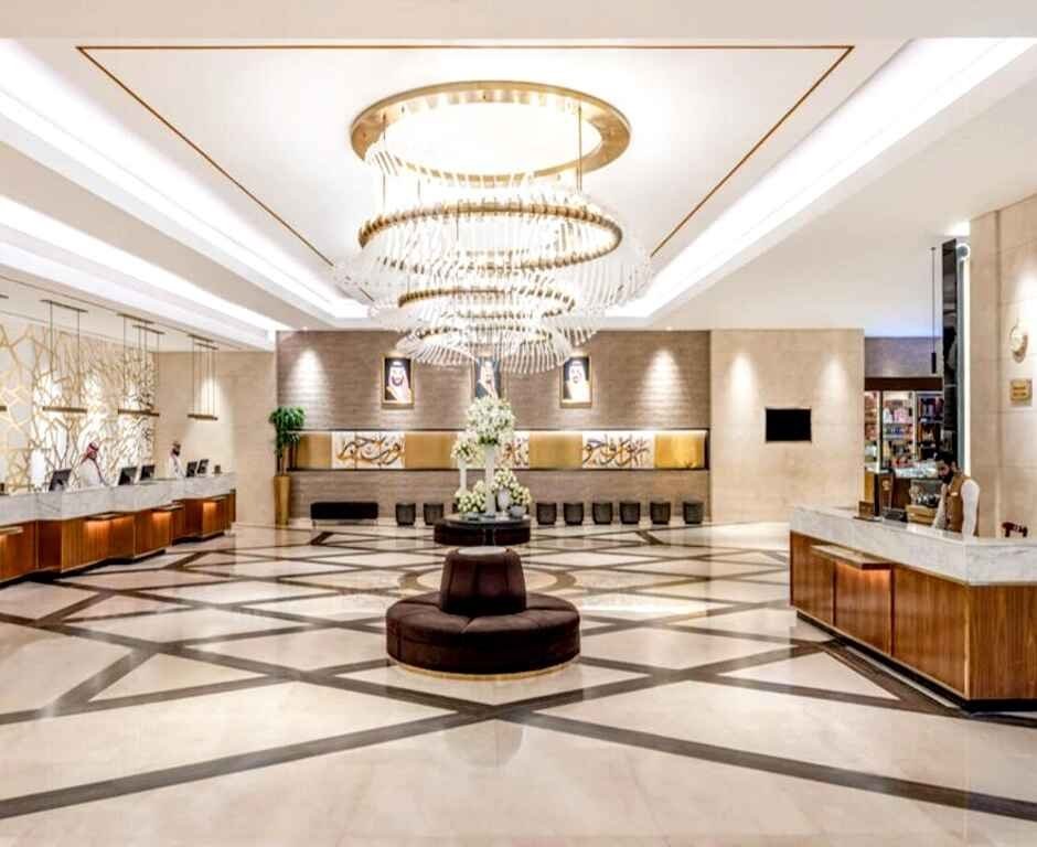 MÃ¶venpick Hajar Tower hotel photo